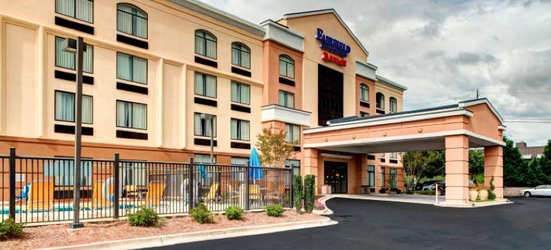 安尼斯顿牛津万豪万枫套房酒店(Fairfield Inn & Suites by Marriott Anniston Oxford)图片
