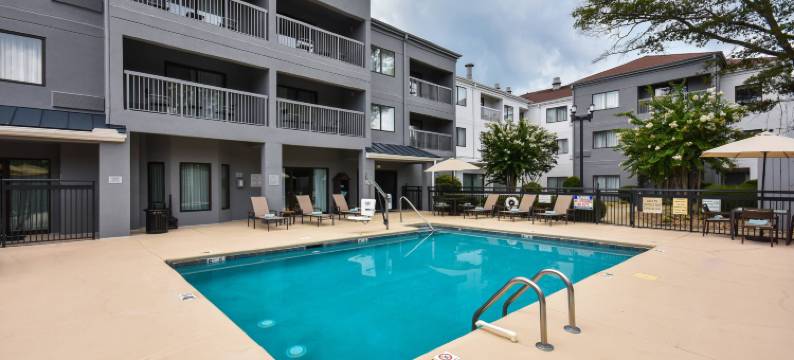 夏洛特马修斯万豪万怡酒店(Courtyard Charlotte Matthews)图片