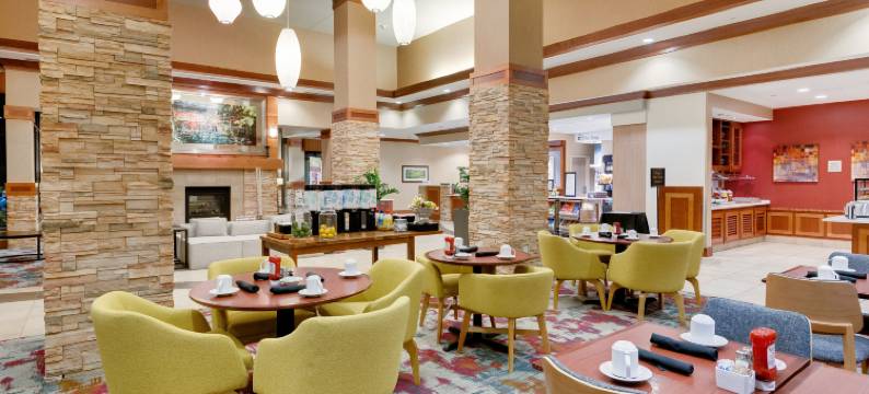 密尔沃基机场希尔顿花园酒店(Hilton Garden Inn Milwaukee Airport)图片