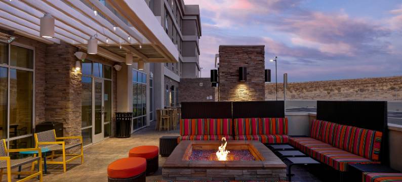 加利福尼亚州巴斯托希尔顿惠庭套房酒店(Home2 Suites by Hilton Barstow)图片