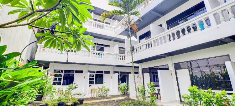 O系列-巴德玛路近雷吉安海滩(Collection O at Jalan Padma near Legian Beach)图片