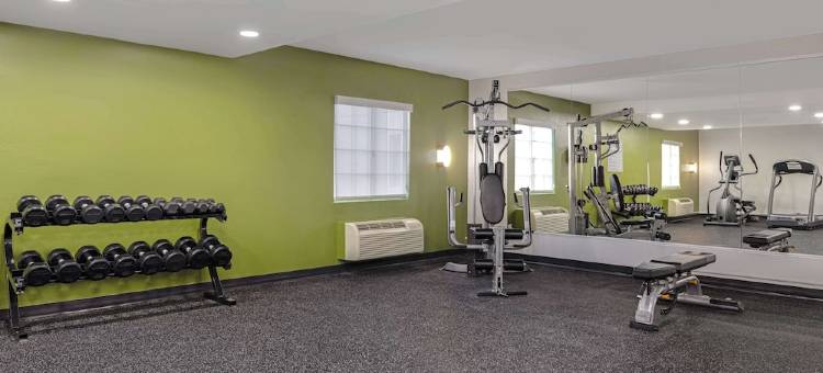 罗克斯普林斯呗盟套房酒店(Baymont by Wyndham Rock Springs)图片