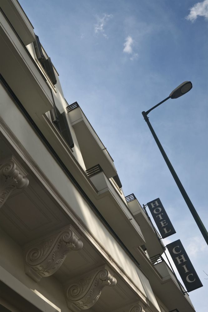 Chic HotelHotel Overview