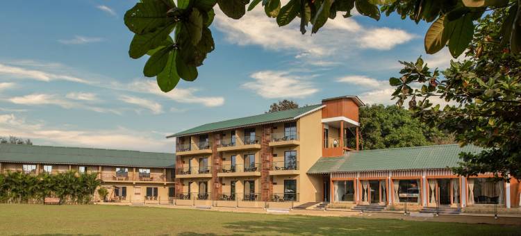 派拉蒙河滨水疗度假村(Paramount Riverfront Resort & Spa, Karjat)图片