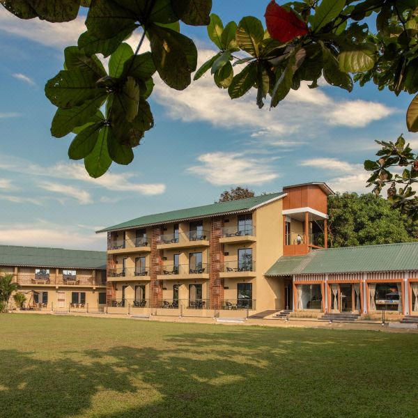 派拉蒙河滨水疗度假村(Paramount Riverfront Resort & Spa, Karjat)图片