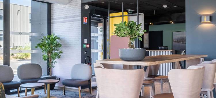 民宿酒店 埃维昂 普布利耶(B&B Hotel Evian Publier)图片