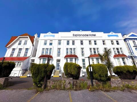 康帕斯酒店管理的滨海大道酒店(The Esplanade Hotel by Compass Hospitality)