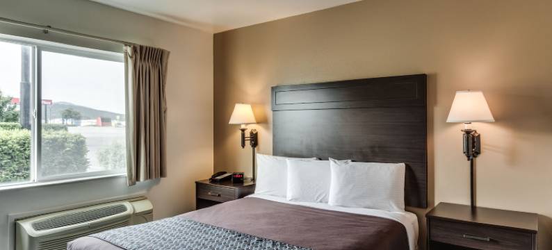 波斯特福尔斯贝斯特韦斯特SureStay Plus酒店(SureStay Plus Hotel by Best Western Post Falls)图片