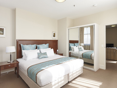 朗塞斯顿中央公寓酒店