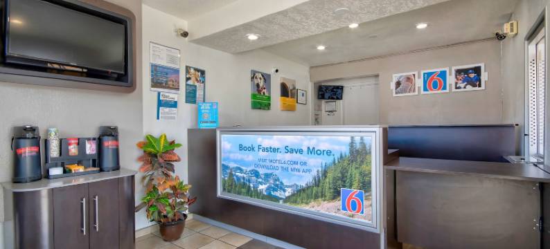 圣达菲6号汽车旅馆(Motel 6 Santa Fe, NM)图片