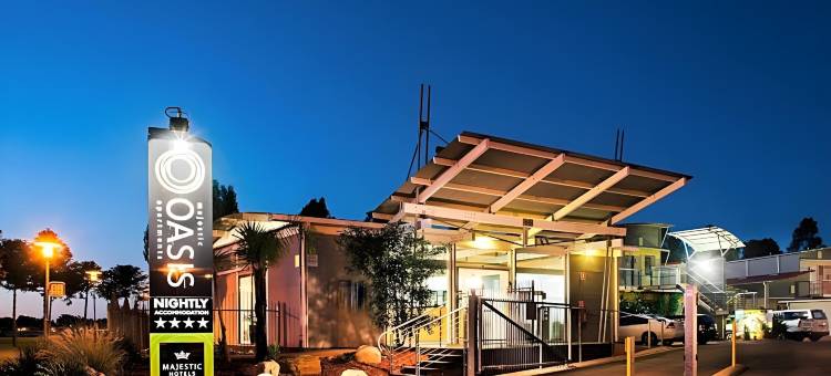 雄伟绿洲公寓(Majestic Oasis Apartments)图片