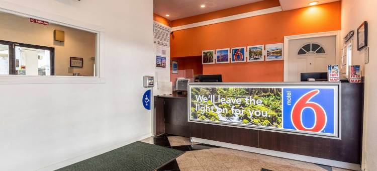 圣拉斐尔6号汽车旅馆(Motel 6 San Rafael, CA)图片