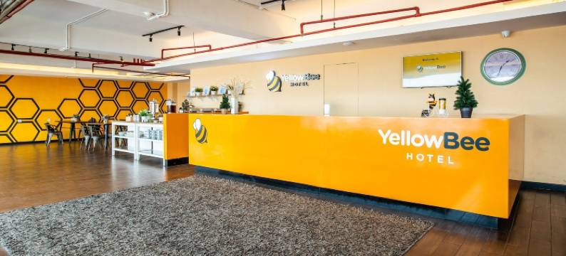 唐格朗黄蜂酒店(Yellow Bee Tangerang)图片