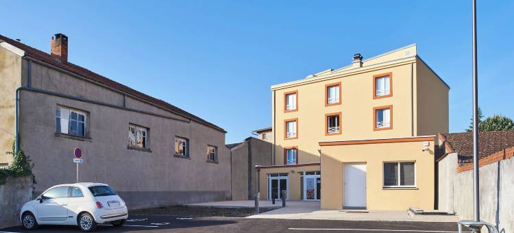 原创精品店，拉瑞沃特酒店，皮伊吉约姆(Originals Boutique, Hôtel Larivaut, Puy-Guillaume)图片