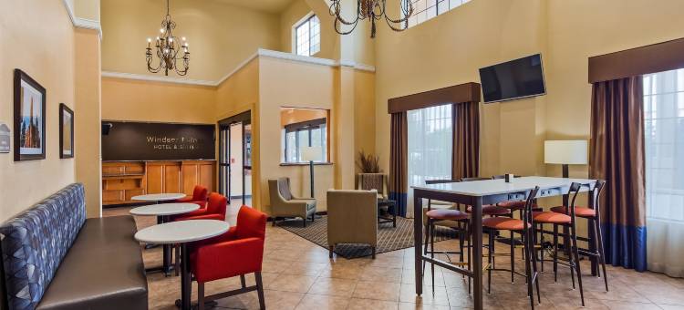 AT&T 中心温莎伯恩贝斯特韦斯特套房酒店(Best Western Windsor Pointe Hotel  Suites-ATT Center)图片