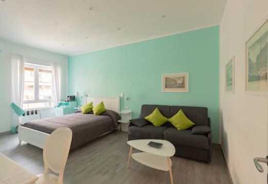 Suite Napoletana Hotel Overview