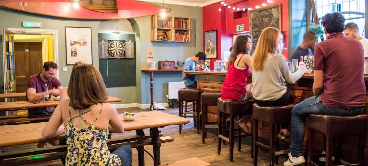 瑞士小屋帕玛旅馆(Palmers Lodge Swiss Cottage)图片