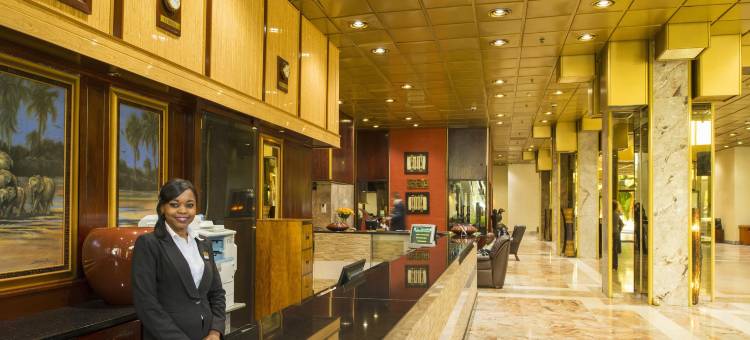 彩虹大厦酒店及会议中心(Rainbow Towers Hotel & Conference Centre)图片