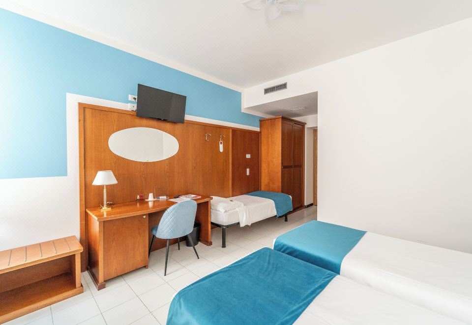 Hotel Italia Hotel Overview