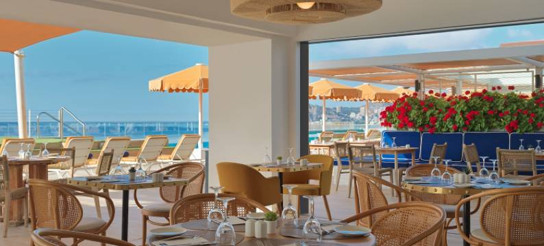 波尼恩特港饭店 H10(H10 Porto Poniente)图片