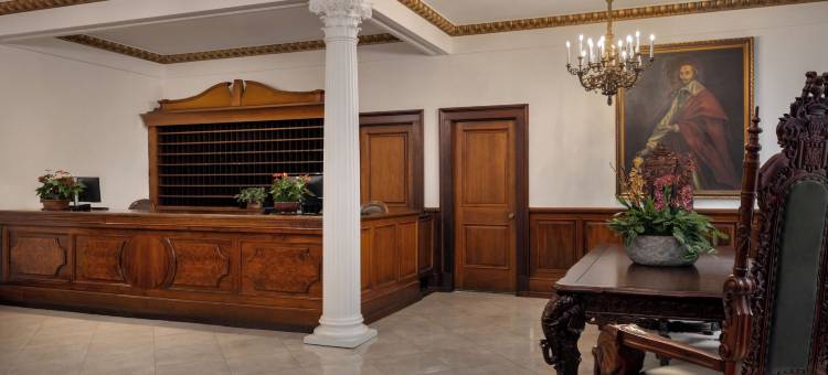 里歇利欧酒店(Le Richelieu in the French Quarter)图片