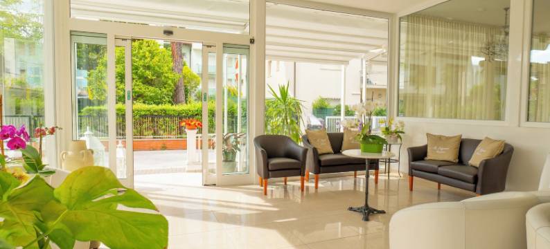 内格雷斯科酒店(Hotel Negresco)图片