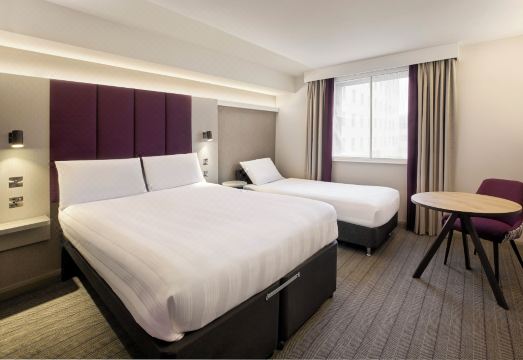 Premier Inn London Ealing Hotel Overview
