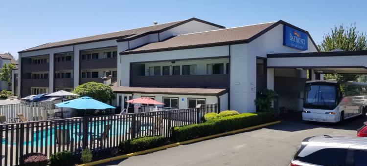西雅图/柯克兰呗盟套房酒店(Baymont by Wyndham Seattle/Kirkland WA)图片