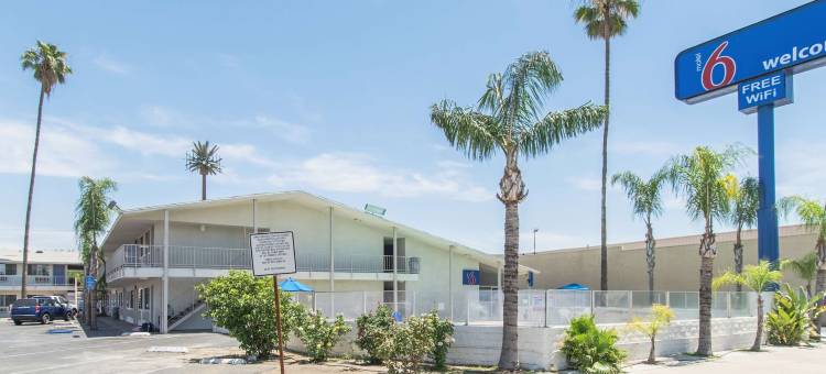贝克斯菲尔德6号汽车旅馆(Motel 6 Bakersfield, CA - Central)图片