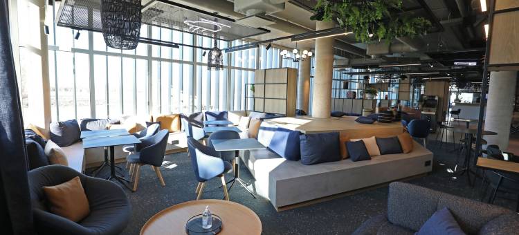 宜必思布尔昆雅里昂 Medipole 酒店(Ibis Bourgoin Jallieu Medipole)图片