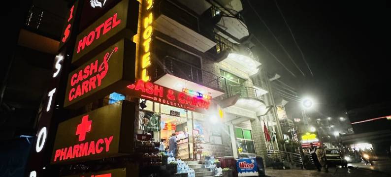 大塔吉酒店(Grand Taj)图片