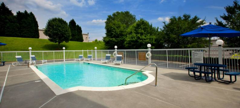 夏洛特派恩维尔福朋喜来登酒店(Four Points by Sheraton Charlotte - Pineville)图片