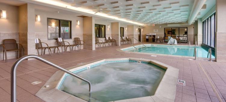 奥佛兰公园德鲁里套房酒店(Drury Inn & Suites Overland Park)图片