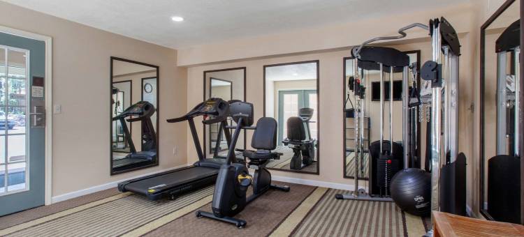 品质酒店-派恩托普湖畔(Quality Inn Pinetop Lakeside)图片