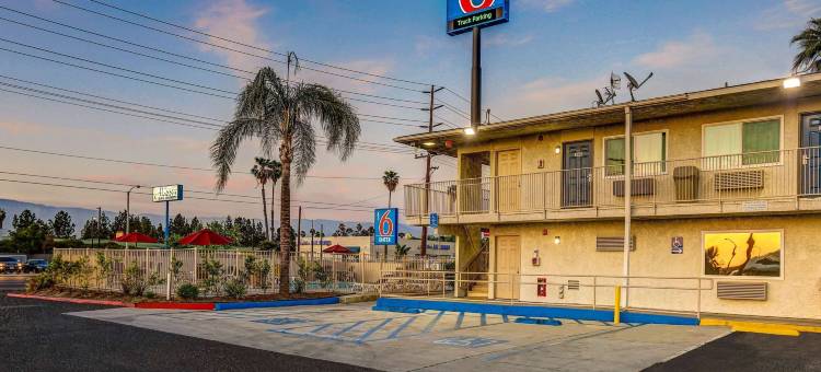 圣贝纳迪诺南6号汽车旅馆(Motel 6 San Bernardino, CA - South)图片