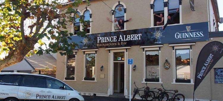普林斯阿尔伯特巴克帕克斯安德巴尔(The Prince Albert Backpackers & Bar)图片