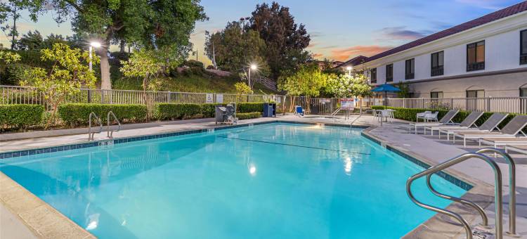 Best Western Valencia/Six Flags Inn & Suites图片