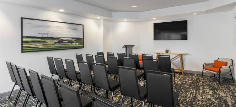 戴维斯希尔顿花园酒店(Hilton Garden Inn Davis Downtown)图片