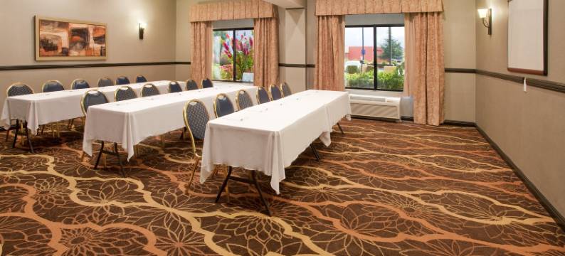 希尔顿欢朋套房酒店-赫米特(Hampton Inn & Suites Hemet)图片