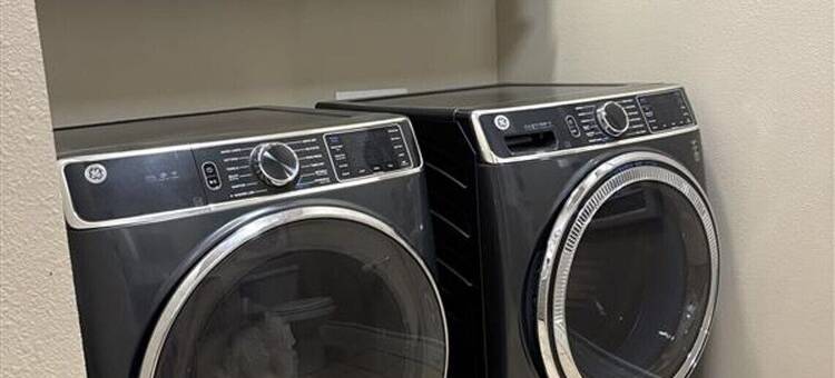 PRIVATE! 900 SF Charming & Spacious Barn-dominium Experience图片