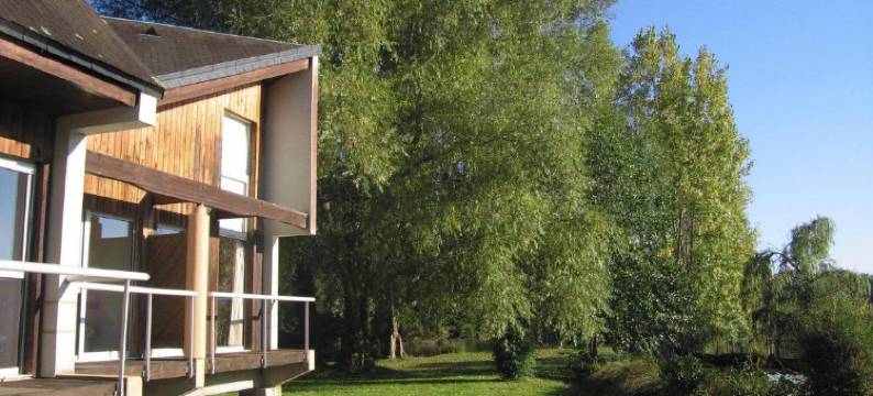 里勒杜索塞酒店(Hôtel l'Ile du Saussay)图片