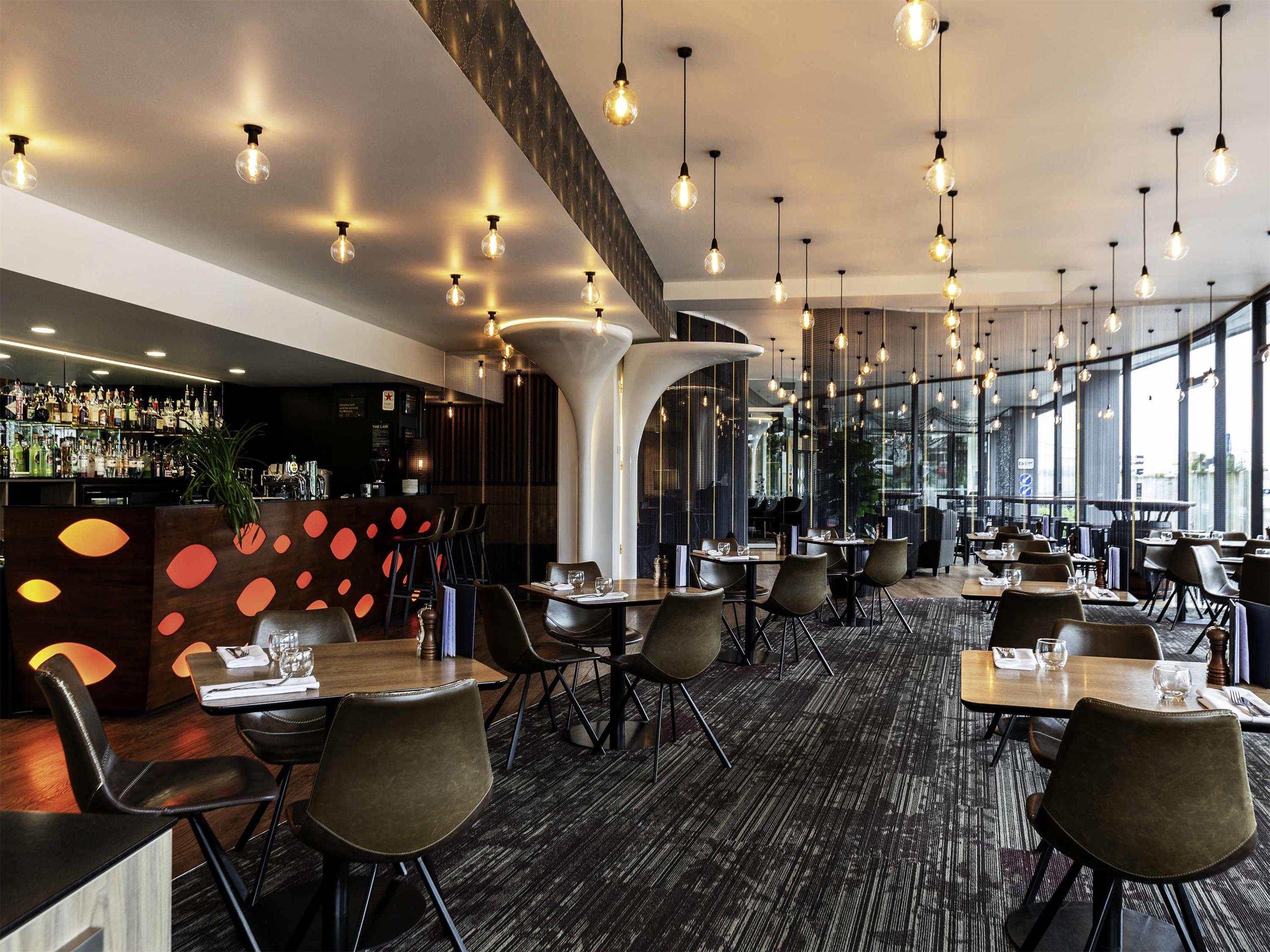 Novotel New Plymouth TaranakiOver view