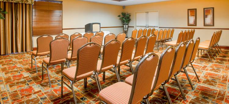 智选假日套房酒店布隆明(Holiday Inn Express & Suites Bloomington)图片