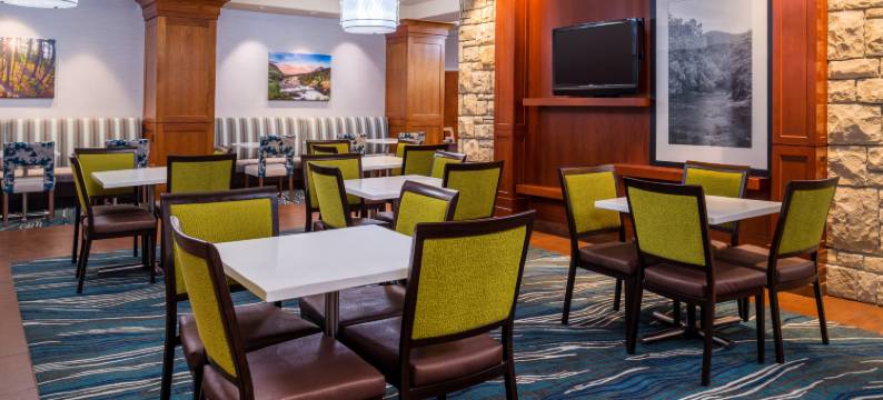 博伊西斯贝克特若姆欢朋套房酒店(Hampton Inn & Suites Boise/Spectrum)图片