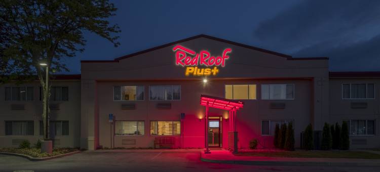 波基普西红顶Plus酒店(Red Roof PLUS+ Poughkeepsie)图片