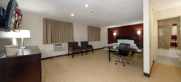 红顶酒店-杰克逊维尔游轮港(Red Roof Inn Jacksonville - Cruise Port)图片