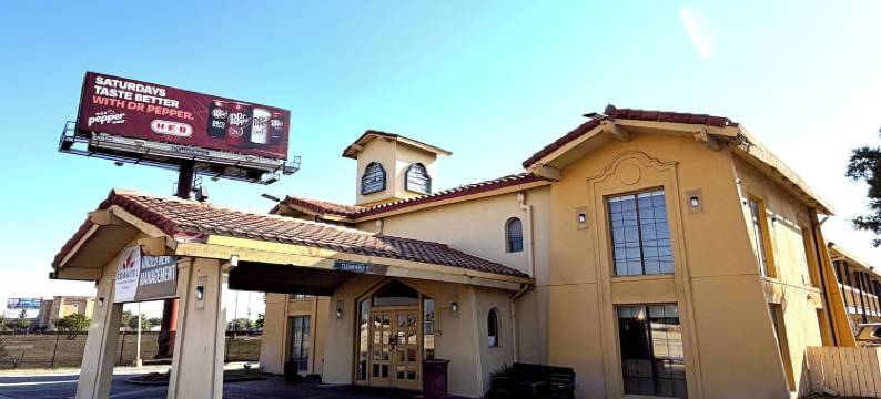 圣安东尼奥I-35瑞特曼路拉昆塔温德姆酒店(La Quinta Inn by Wyndham San Antonio I-35 N at Rittiman Rd)图片