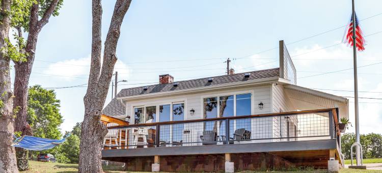 '拉鲁相会' 历史遗址的奢华住宿('larue Rendezvous' Luxe Stay at Historic Site)图片