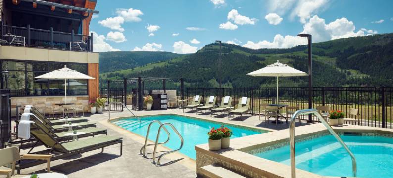 万豪春山套房酒店-阿冯瓦尔山谷(SpringHill Suites Avon Vail Valley)图片