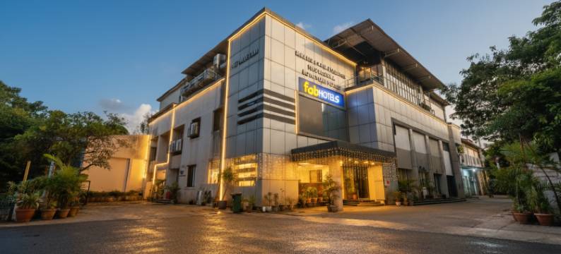 Fabhotel Prime 塞恩俱乐部(The Thane Club)图片